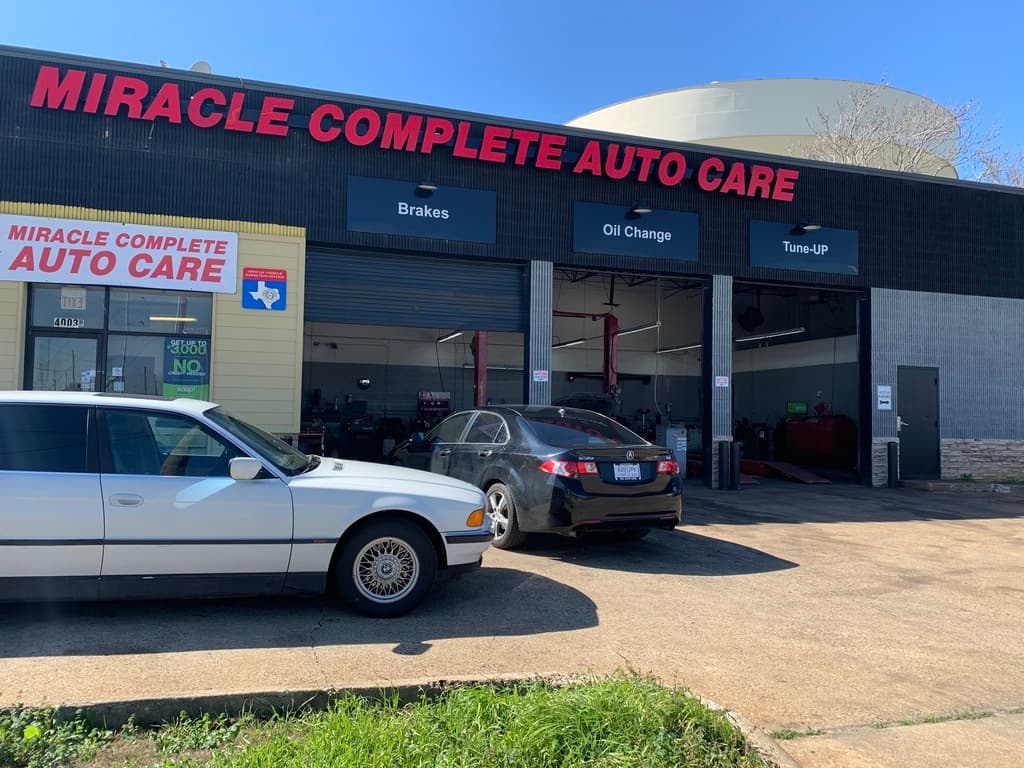 Miracle Auto Care - Dallas exterior