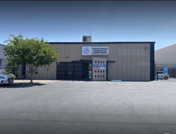 Hi Tech Auto Care Sac workshop