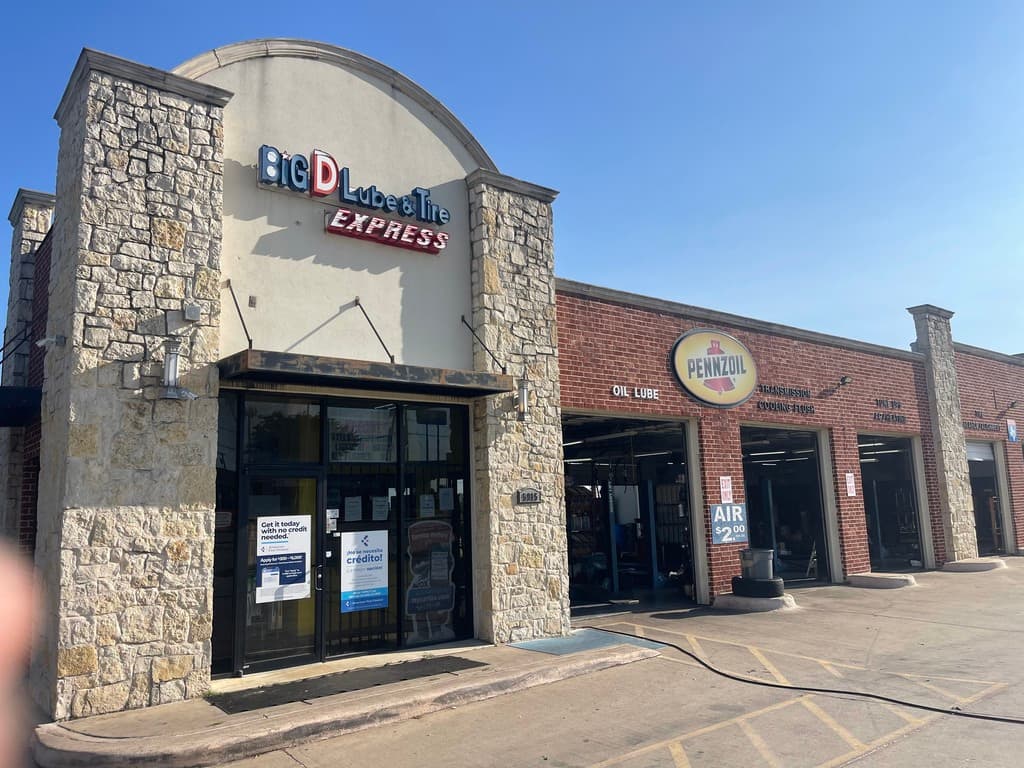 Big D Lube & Tire Express Auto Repair workshop