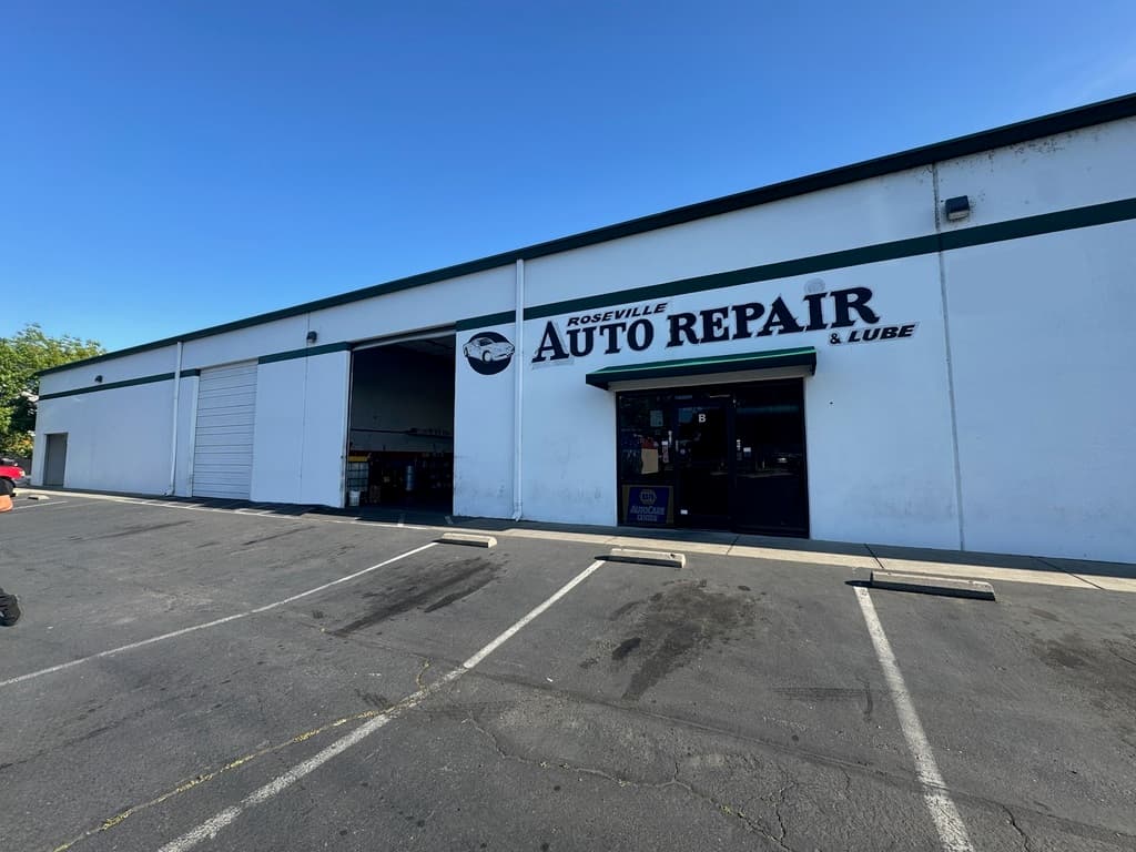 Roseville Auto Repair & Lube workshop