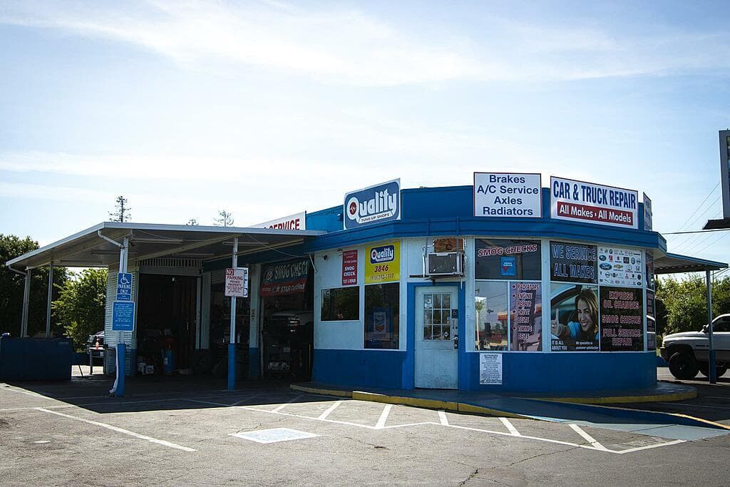 QUALITY TUNE UP & AUTO REPAIR CENTER - Fruitridge workshop