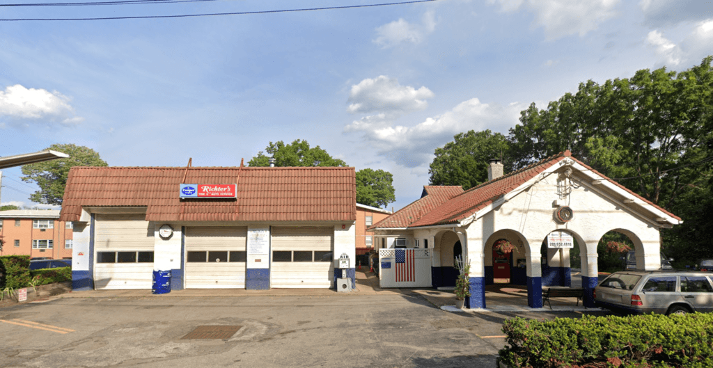 Richter's Service workshop