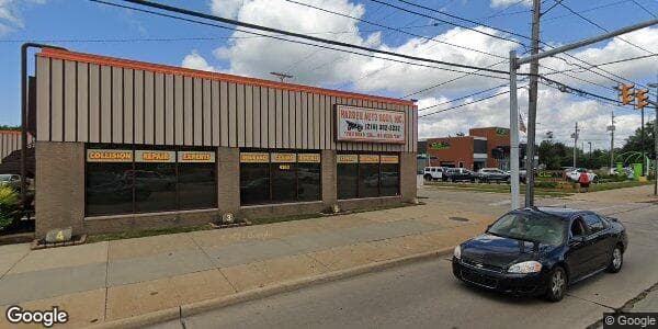 Harden Auto Body, Inc. workshop